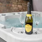The Little Domus - Modern With Hot Tub يورك
